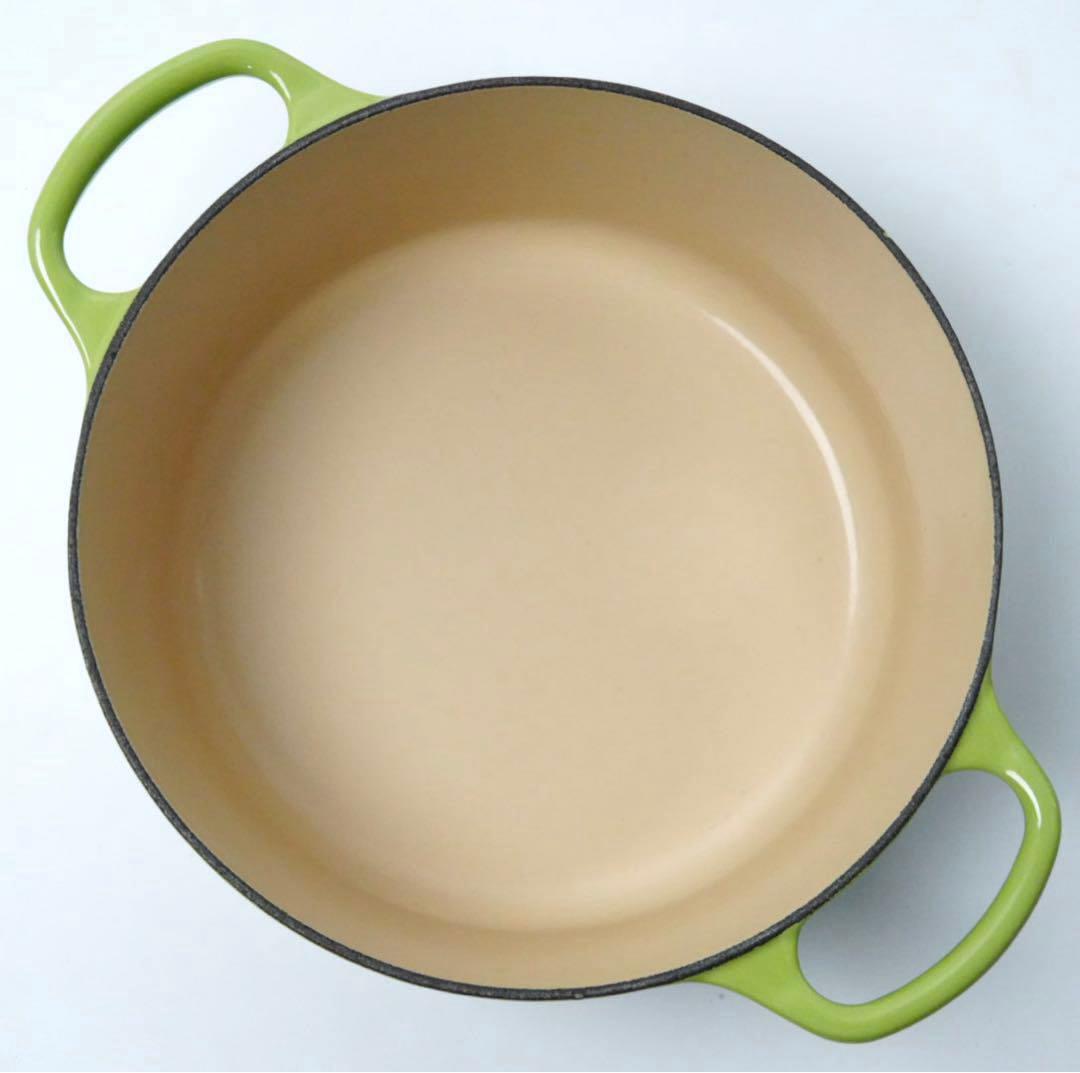 【美品】LE CREUSET　シグニチャーココット ロンド パーム22cm