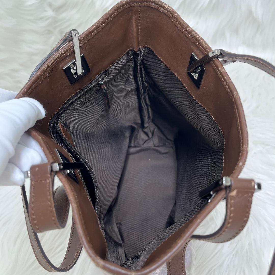 希少色　グッチ　GUCCI ハンドバッグ　トートバッグ　スモールバッグ　 GG