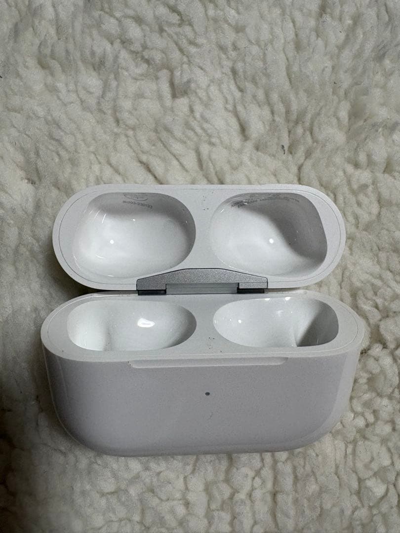 AirPods Pro 第2世代 左耳＋充電ケースのみ 右耳欠品