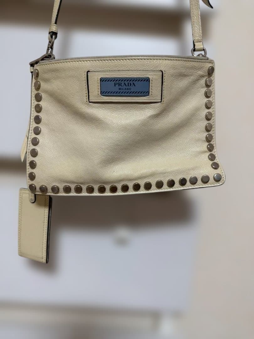 PRADA エティケットバッグ ショルダーバッグ 斜め掛け アイボリー