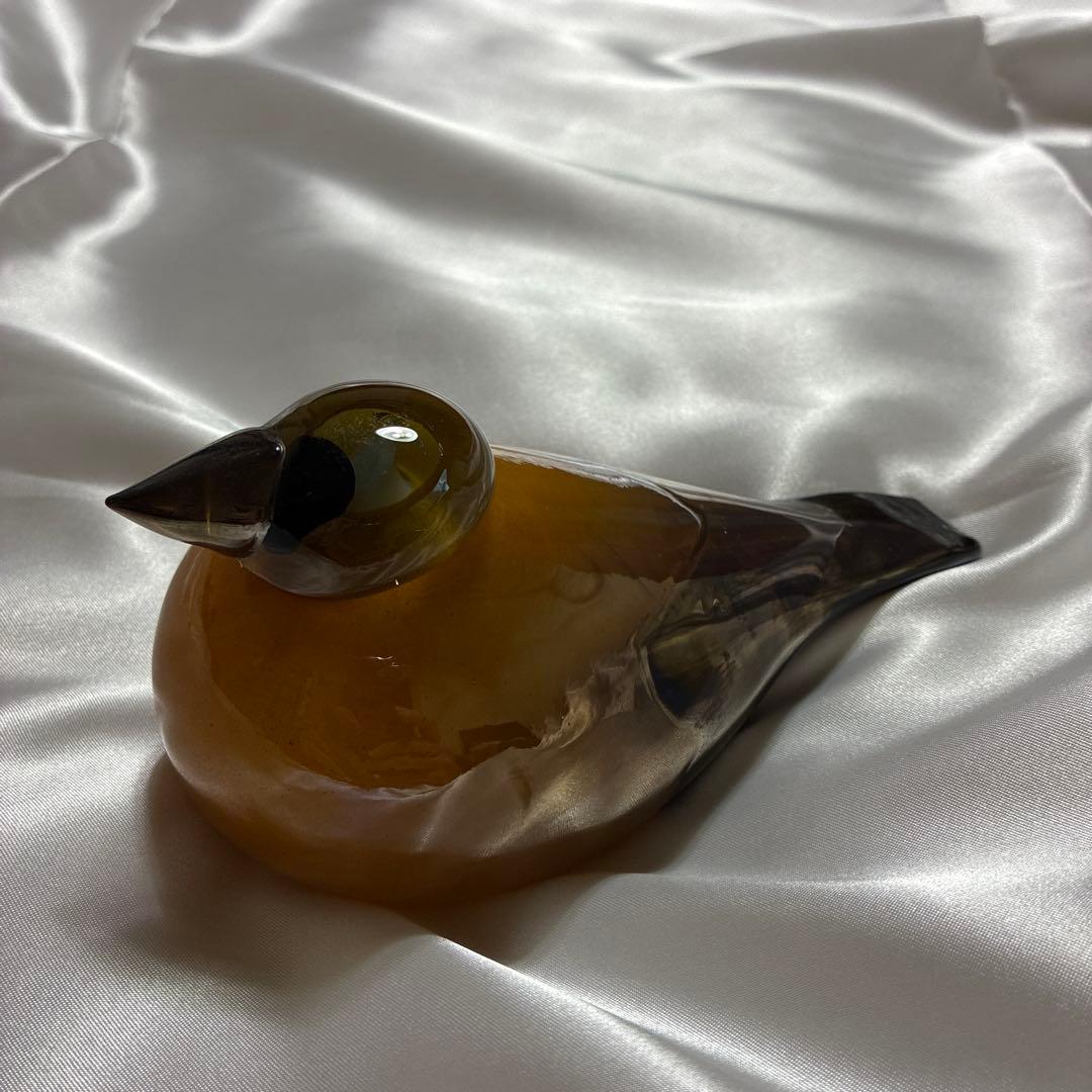 ガラス製　鳥の置物 Golden Finch オイバトイッカ