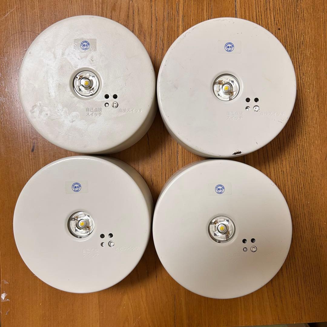 【新品電池交換済】火災報知器7台 ＆ 非常灯・誘導灯 豪華まとめ売りセット