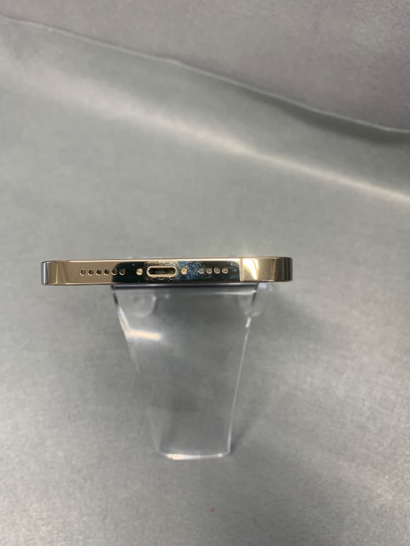 美品　国内版　SIMフリー　iPhone12 Pro Max 256GB