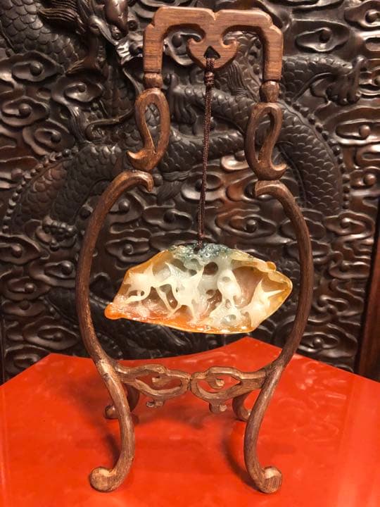 古い天然翡翠彫刻置き物