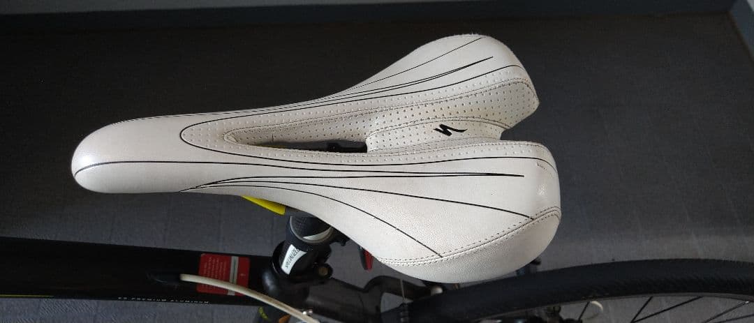 スペシャライズド　シラス　エキスパート　M