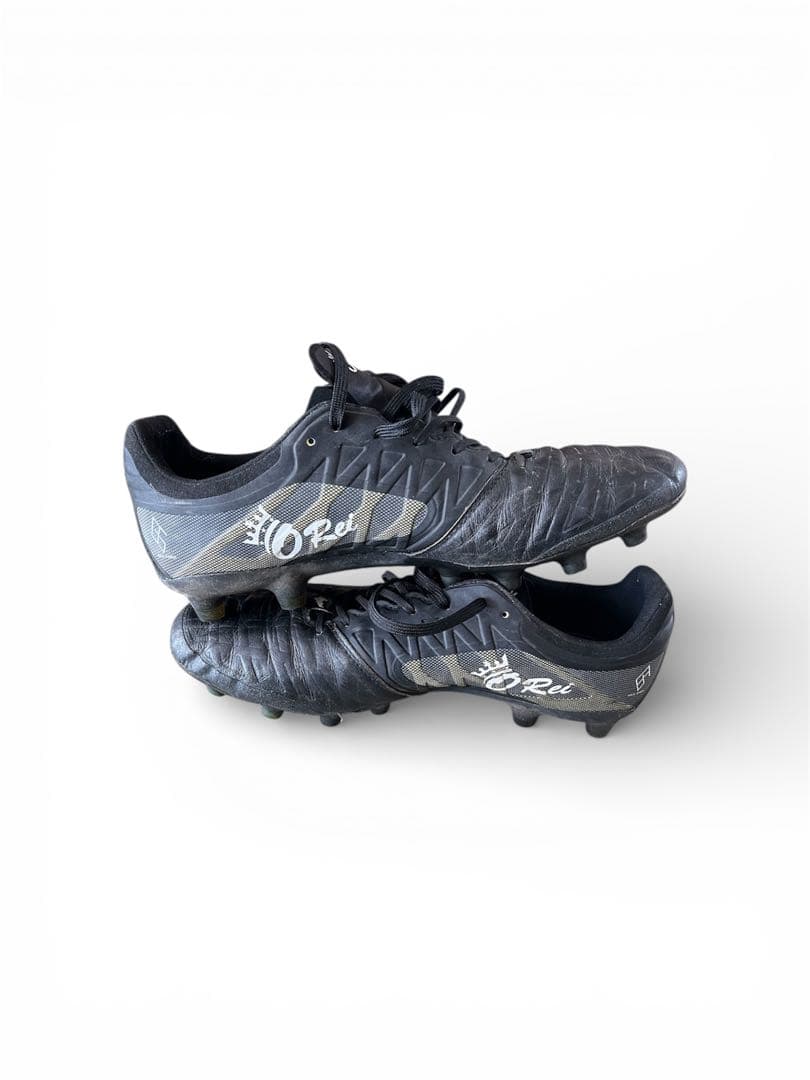 ATHLETA 10R ブラック スパイクシューズ