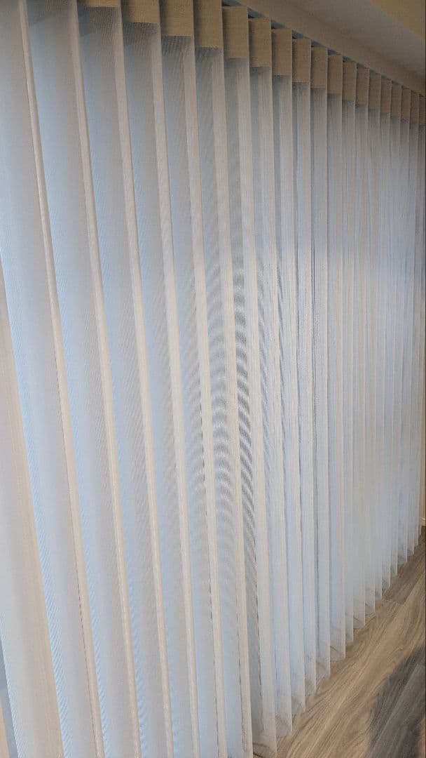 ノーマン　スマートドレープシェード　定価40万円