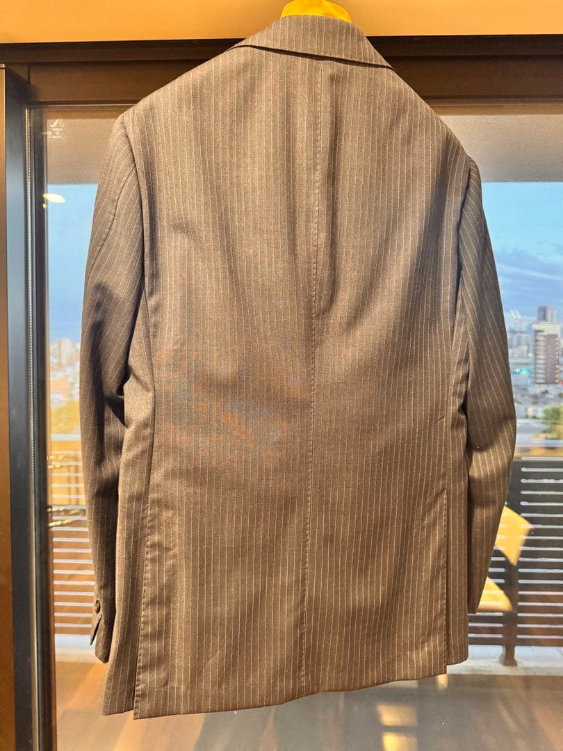 ビームス　ブリッラペルイルグスト　ネイビーストライプ　3Pスーツ サイズ46