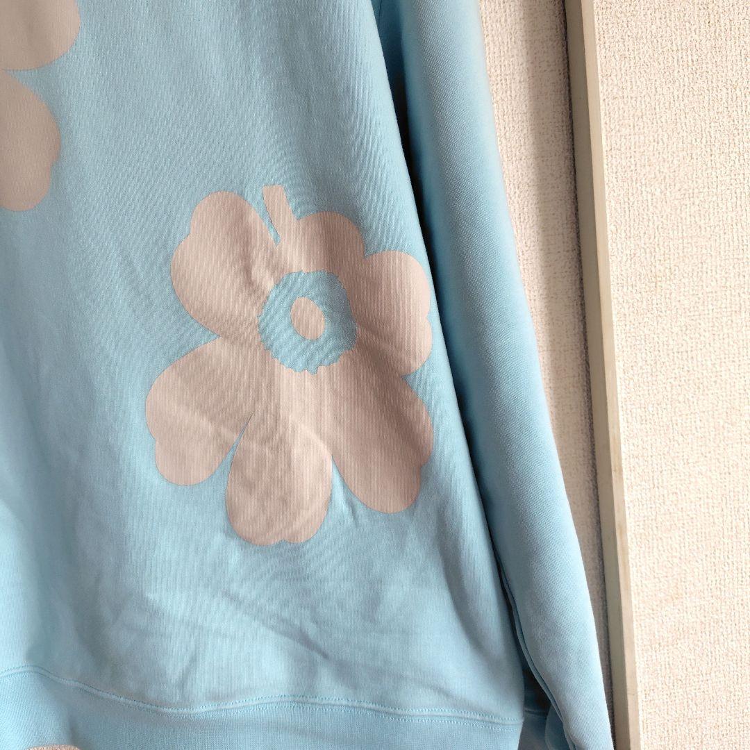 マリメッコ水色トレーナー