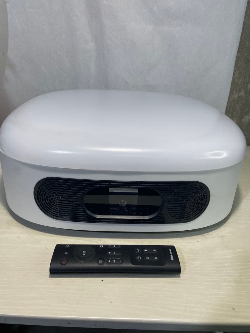 シーリングライトプロジェクター DMM.make CINEMA LIGHT