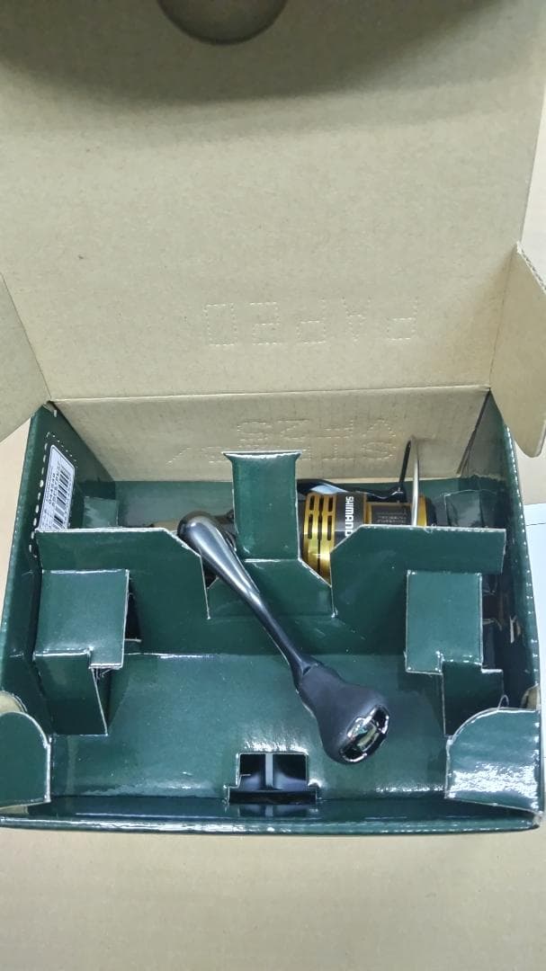 シマノ サハラ22 2500SHG 未使用新品