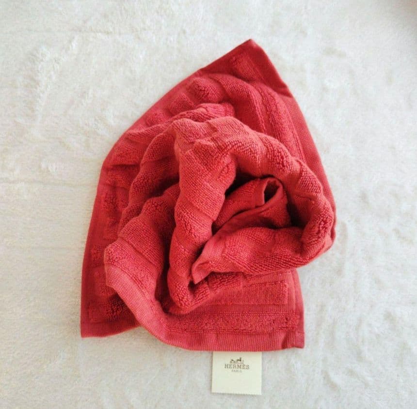 新品・未使用　HERMES エルメス　タオル エルメスオレンジ　Hロゴ　即日発送