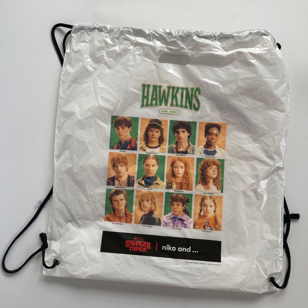 新品未使用 　ストレンジャーシングス　ニコアンド　スウェットMサイズ