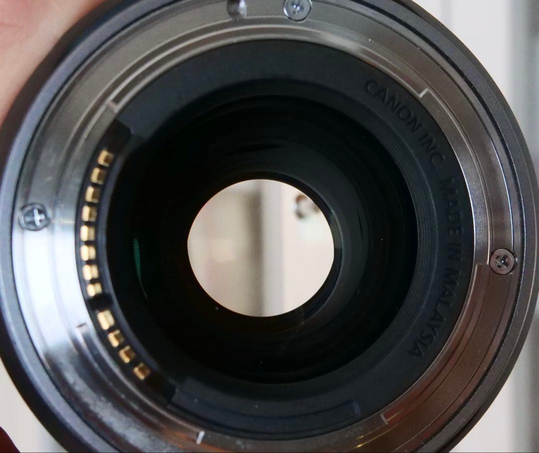 キャノン RF85mm F2 MACRO IS STM