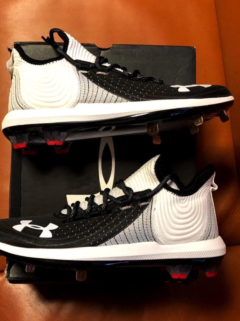 新品☆USA国内限定発売☆アンダーアーマー☆野球スパイク☆ハーパー4 ★30cm