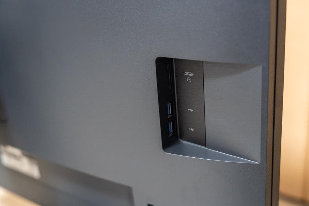 【中古・美品】BenQ SW321C 31.5インチ 4K カラーマネジメント