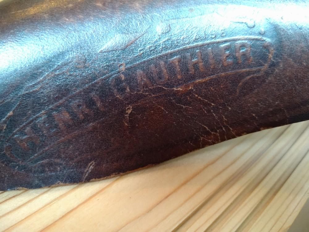 長期保管品★HENRI GAUTHIER　アンリ・ゴーチェ　革サドル