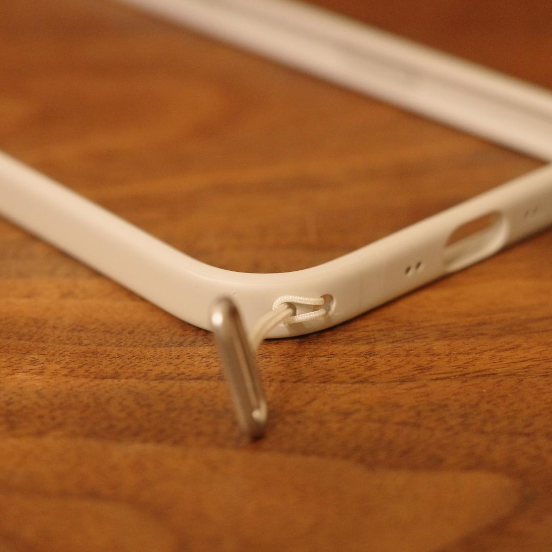 iPhone Air バンパー＋クロスボディストラップ（タン）