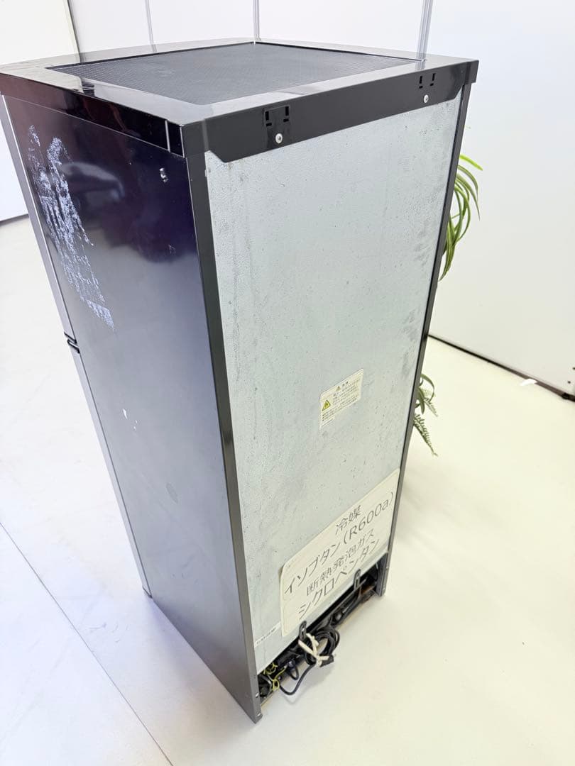 アズマ 冷蔵庫 136L スタイリッシュ ステンレス扉 2018年製