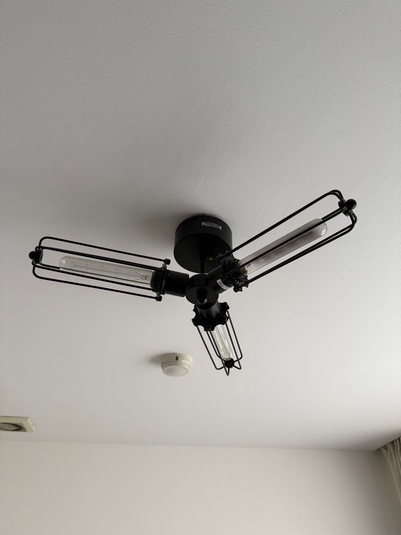 ウィンチェスター　シーリングライト　3灯