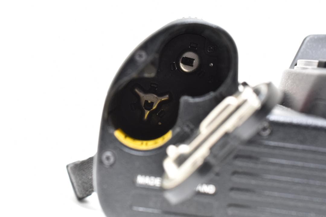 超美品 NIKON ニコン F80 フィルムカメラ モルト良好 M482