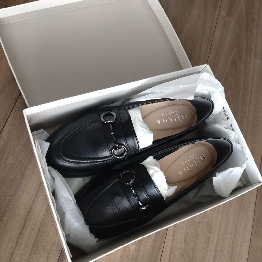 DIANA ブラックローファー