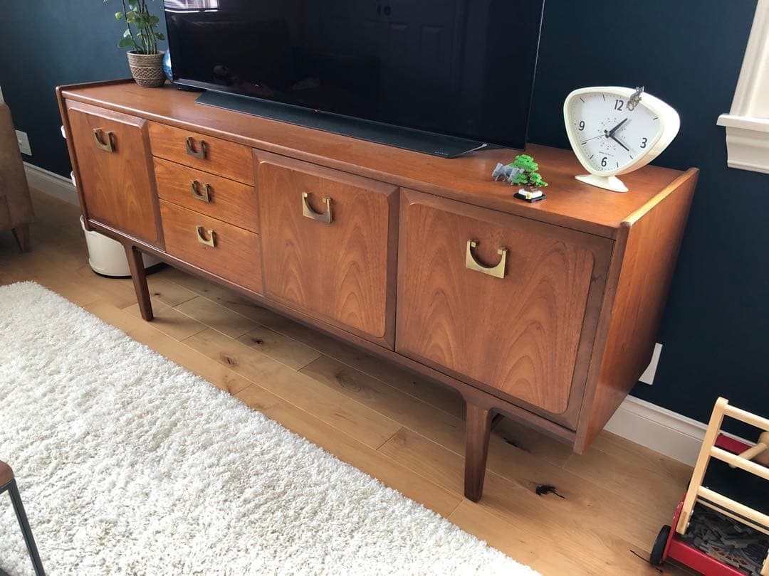 アンティークサイドボード