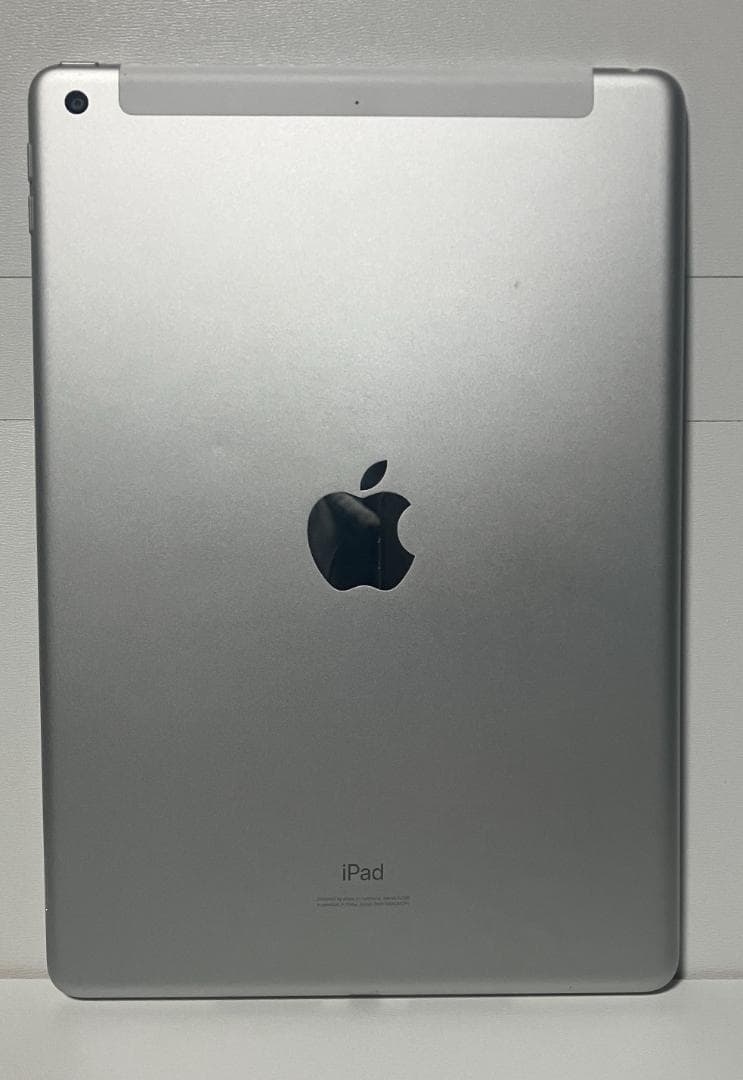 Apple iPad 第7世代 32GBシルバー Wi-Fi+Cellular