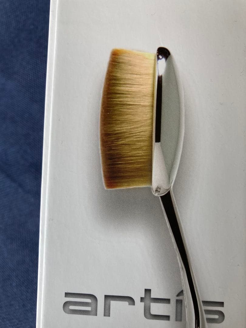 ちぃろアーティスメイクブラシ　＆ ハート型熊野筆ブラシ付き