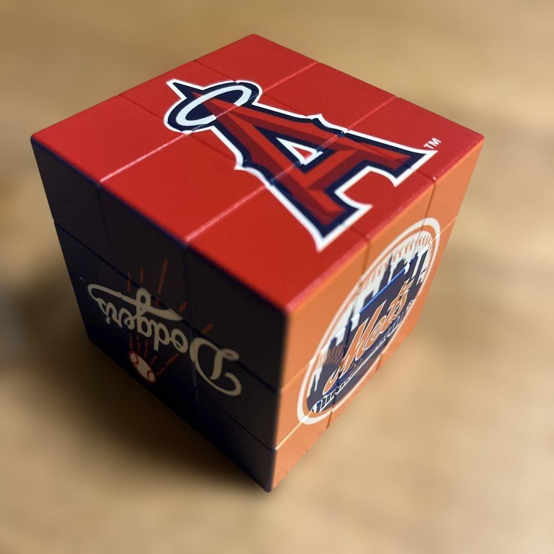 新品 MLB ロサンゼルス・ドジャース　ルービックキューブ