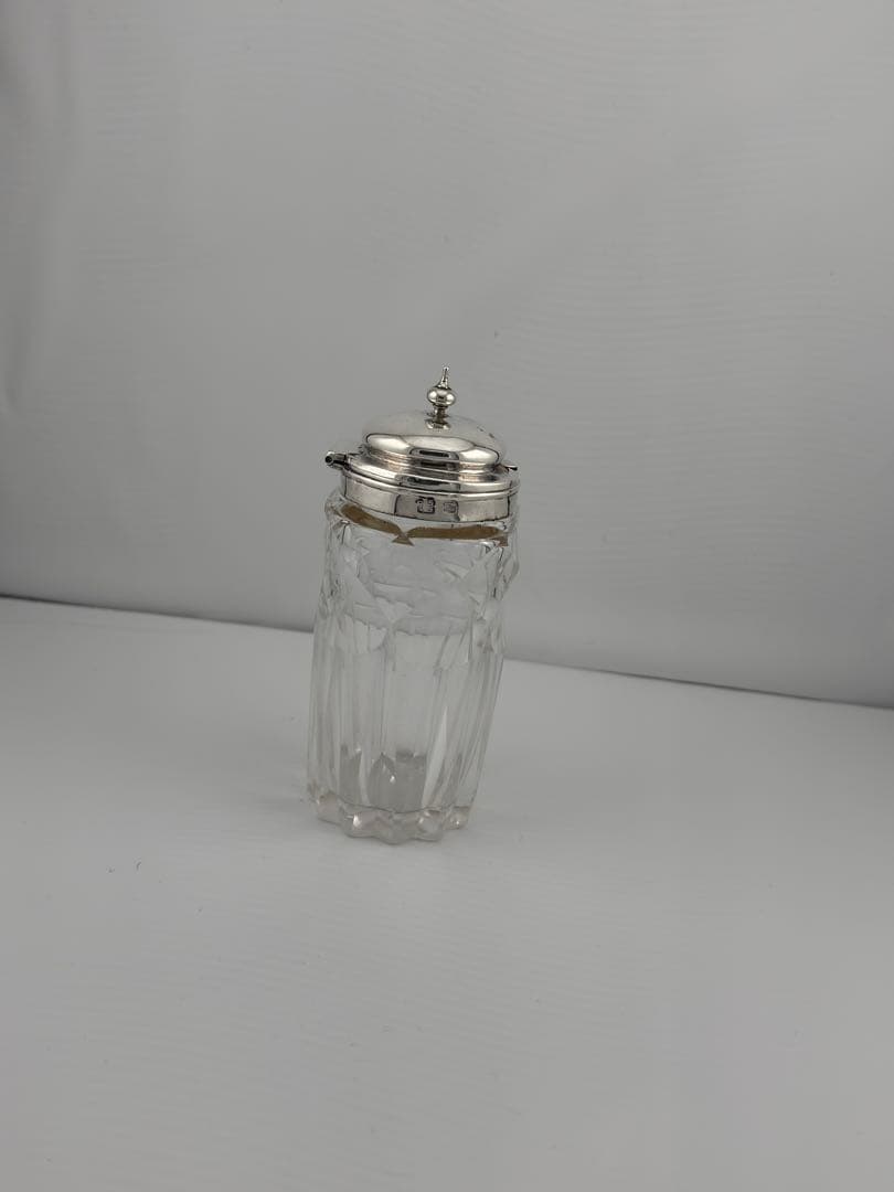 ヴィクトリアンシルバーリング＆カッティングガラスジャー調味料等入れ