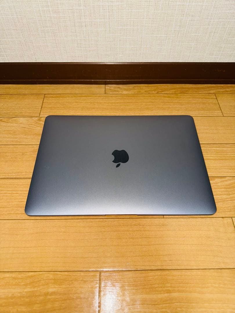 【美品】 MacBook Air 13.3 MGN63J/A スペースグレイ