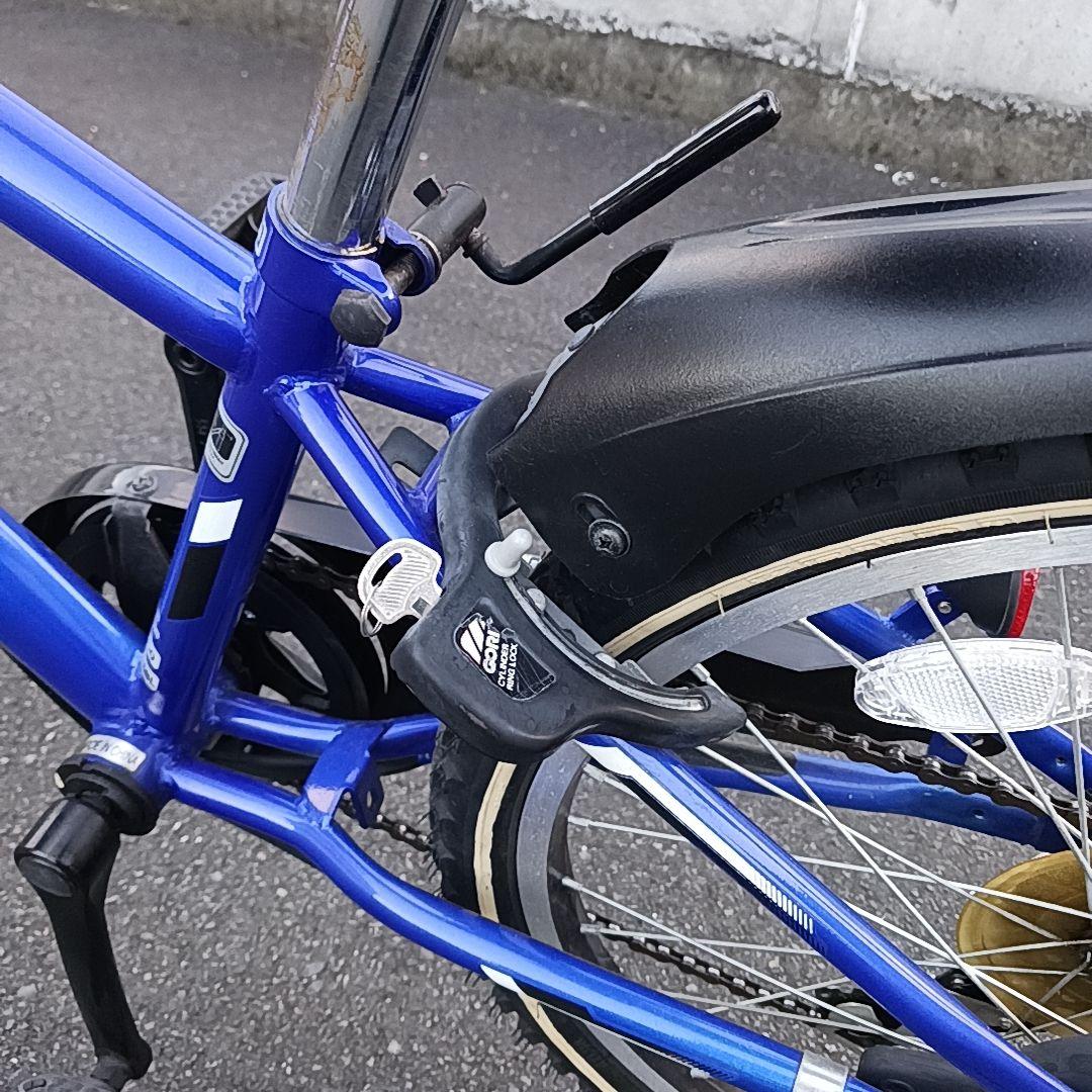 自転車　小学生　22インチ　6段変速　ヘルメット付き