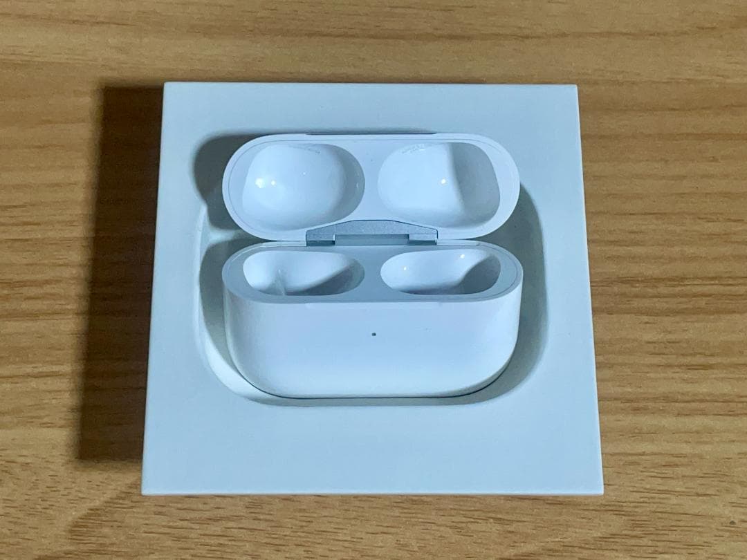 MagSafe充電ケース(USB-C)付き AirPods Pro 2 +おまけ