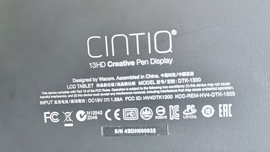 Wacom Cintiq 13HD DTK-1300/K0 液晶ペンタブレット