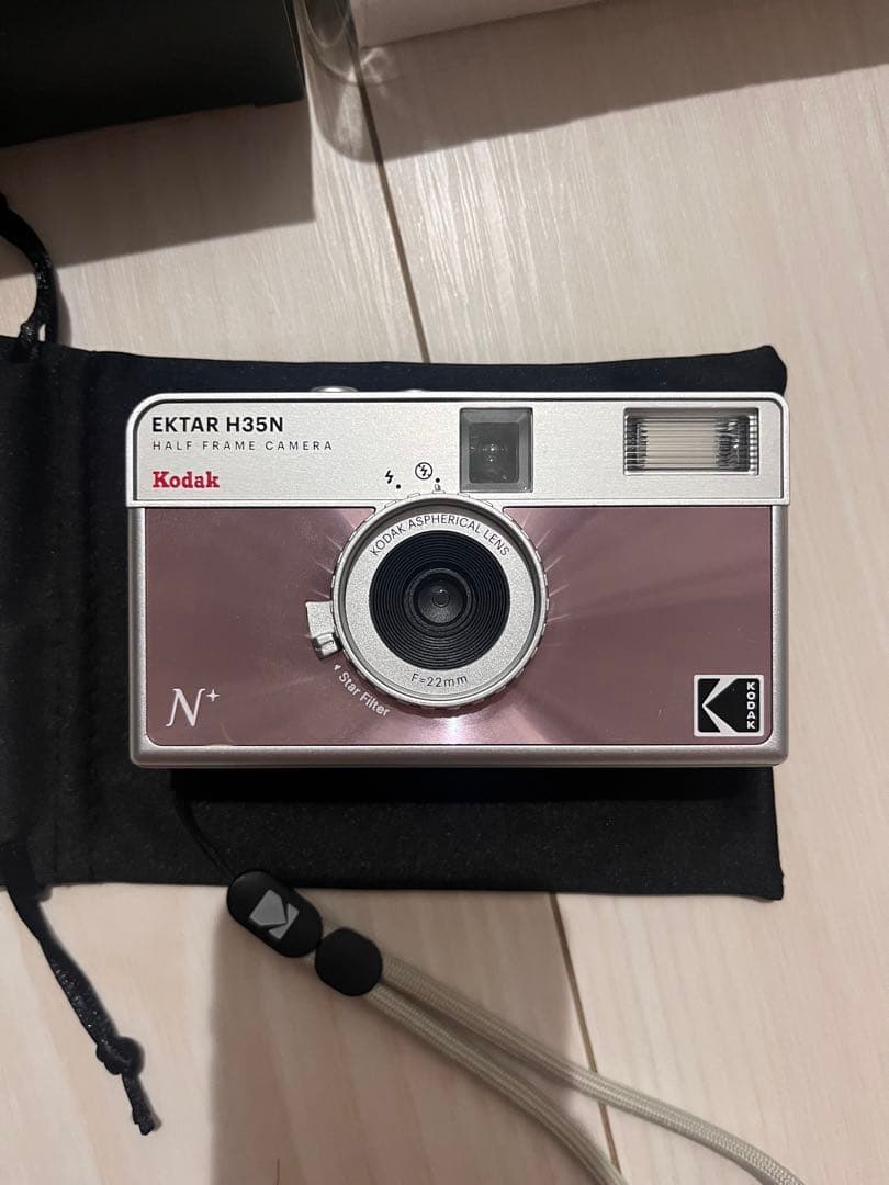 Kodak EKTAR H35N ハーフフレームカメラ　ピンク