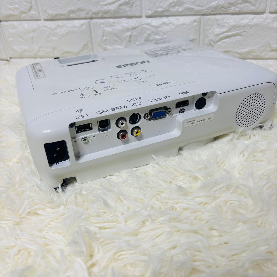 EPSON EB-S31　プロジェクター