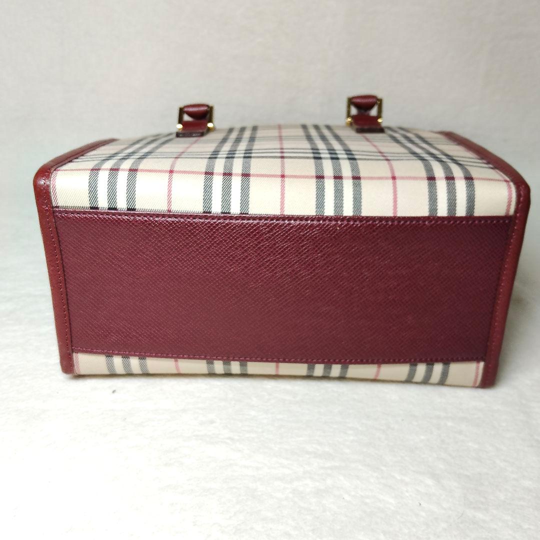 高級 バーバリー サフィアーノレザー ノバチェック ハンドバック