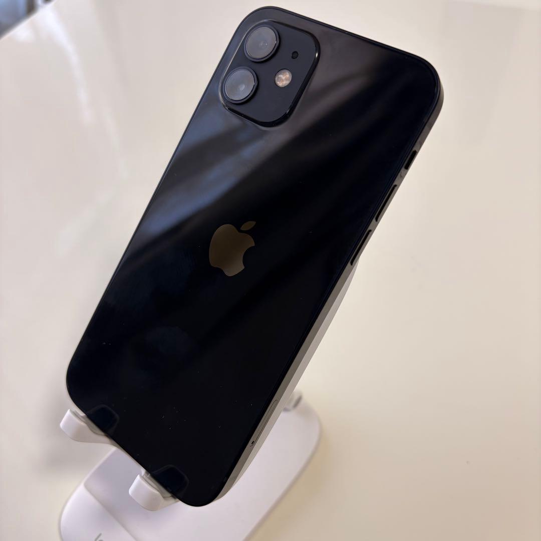 値下げ Apple iPhone 12 ブラッ128GB 美品