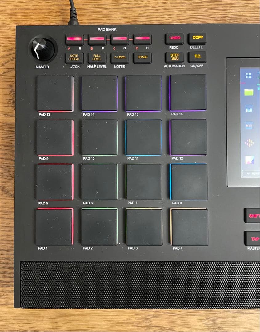 DJ機材 AKAI MPC LIVE 2