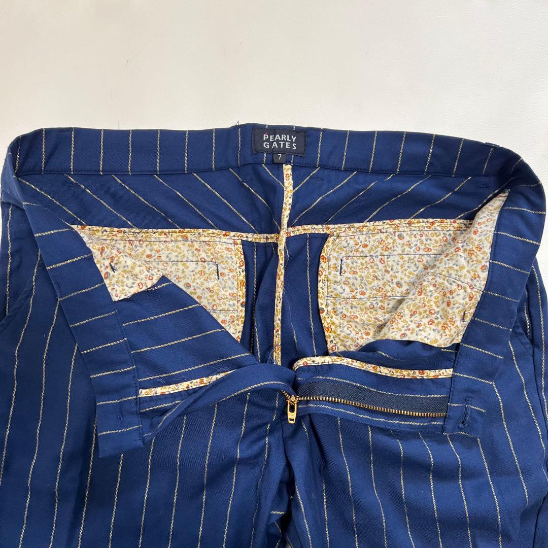 【大きいサイズ】パーリーゲイツ ゴルフパンツ ストライプ 紺×金 花柄 伸縮性