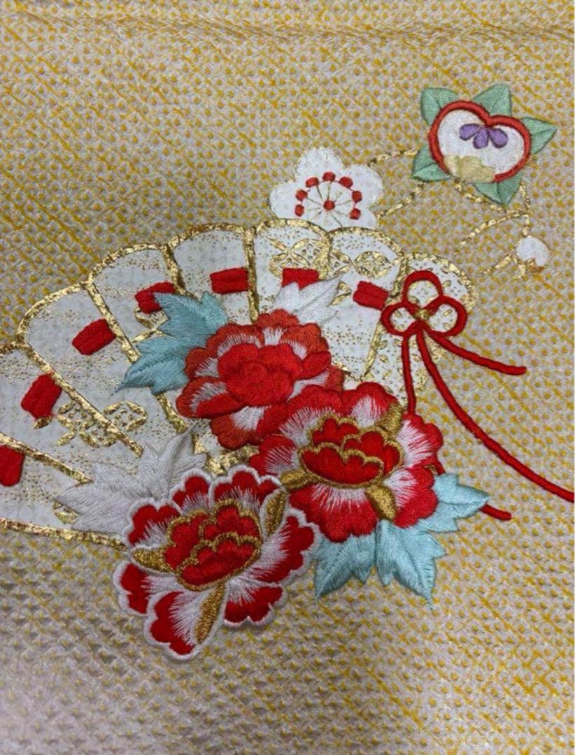 七五三　四ツ身女の子着物　正絹　仮絵羽　艶やか黄色　豪華絞り　刺繍　御所車