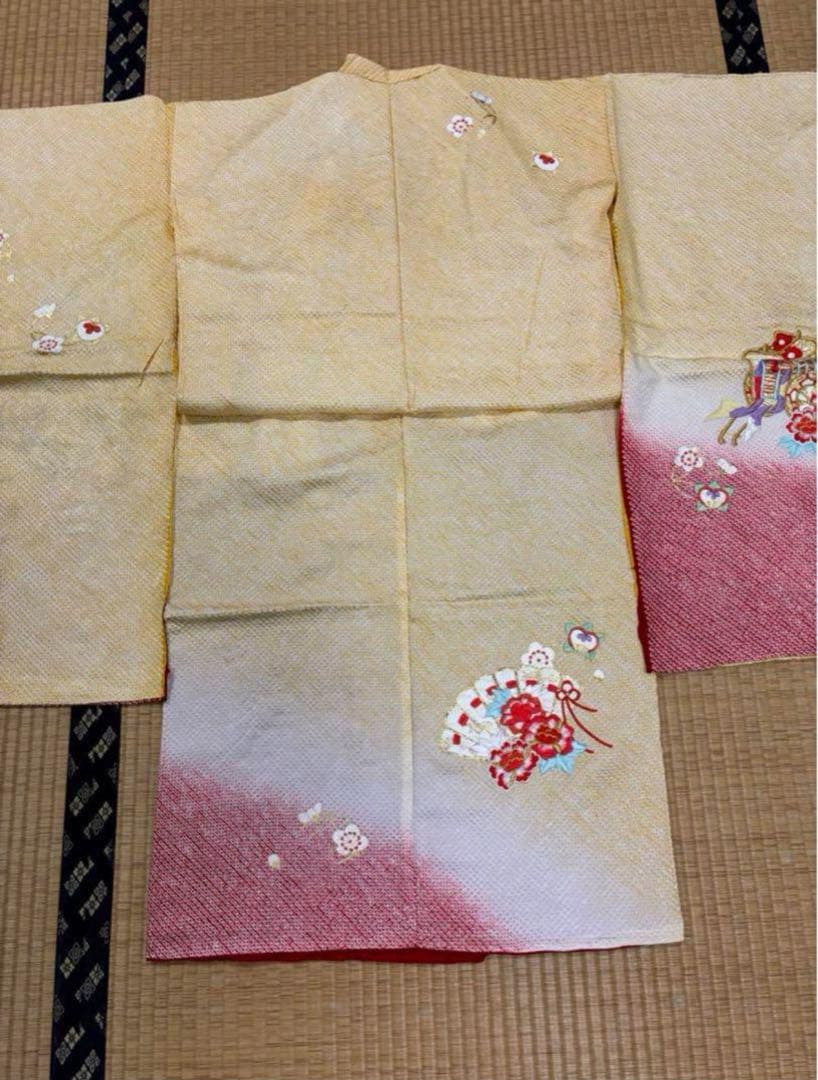 七五三　四ツ身女の子着物　正絹　仮絵羽　艶やか黄色　豪華絞り　刺繍　御所車