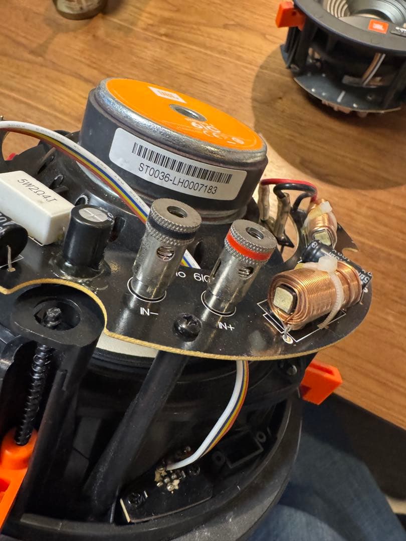 JBL STUDIO2 6IC スピーカー 2ウェイ. 2台