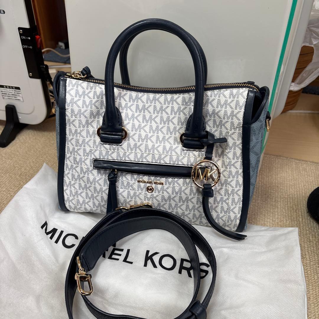 MICHAEL KORS ショルダーバッグ 中型 ホワイト/ネイビー