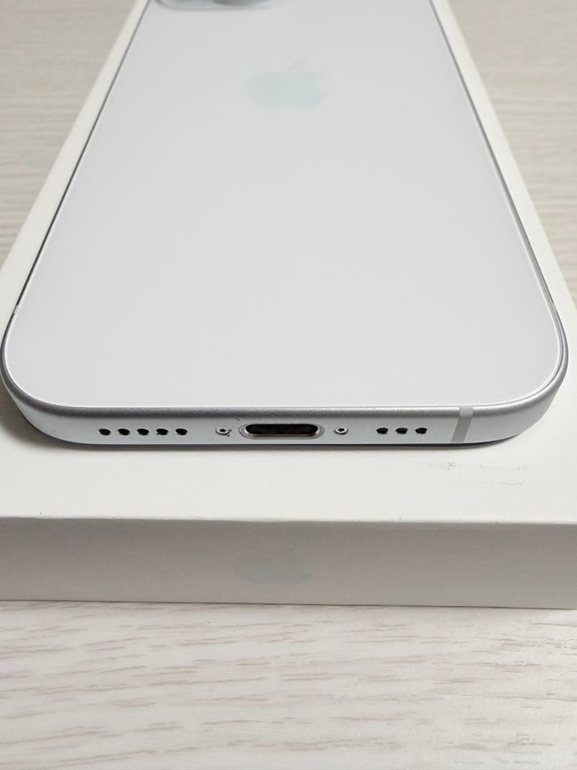 iPhone 15 128GB ブルー ホワイト SIMフリー 箱付き 本体