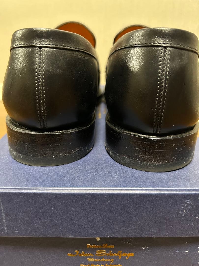 ジャランスリワヤ　Jalan Sriwijaya 98998 サイズ7