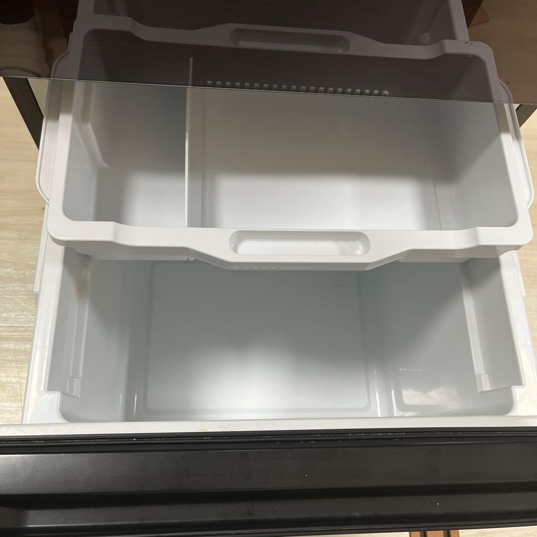 【送料込み】282L 3ドア　冷蔵庫　ハイセンスHisense 2020年製