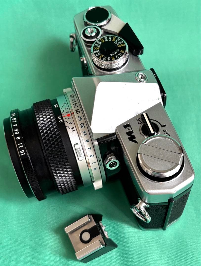 ★ OLYMPUS M-1 + \"M-SYSTEM\" 標準レンズレンズ 50mm