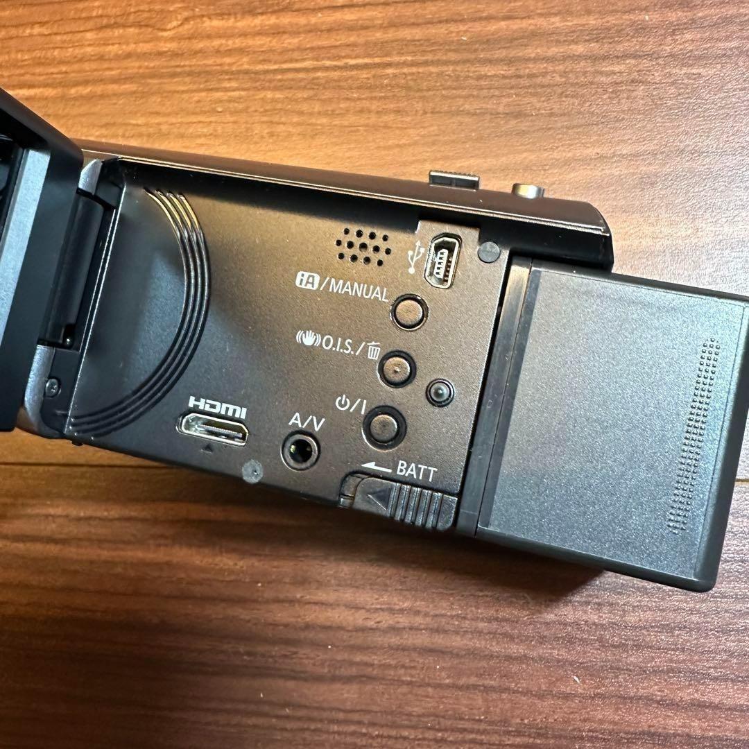 Panasonic HC-V210M-R ビデオカメラ 2256